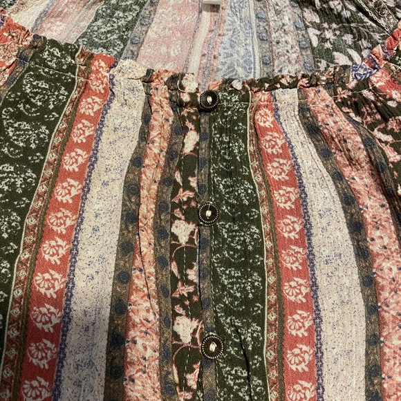 Maurice’s Striped Floral Blouse - Picture 3 of 5